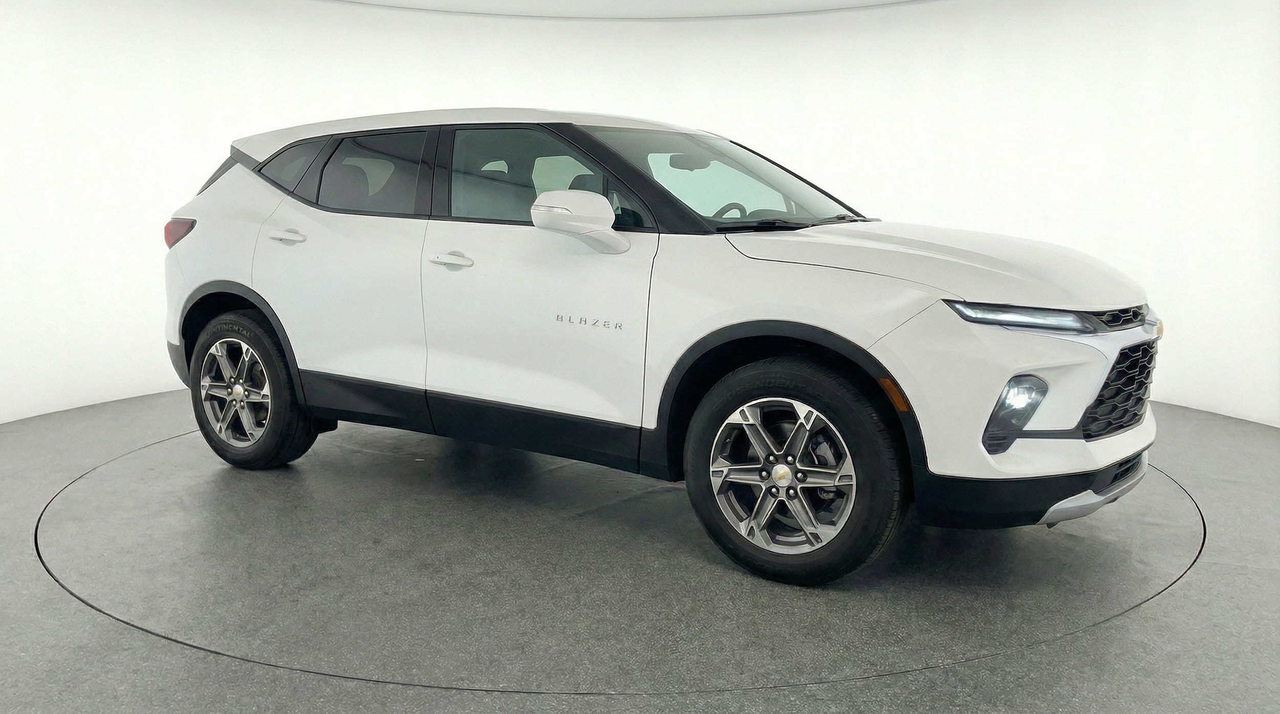Thumbnail: 2025 Chevrolet Blazer - 1