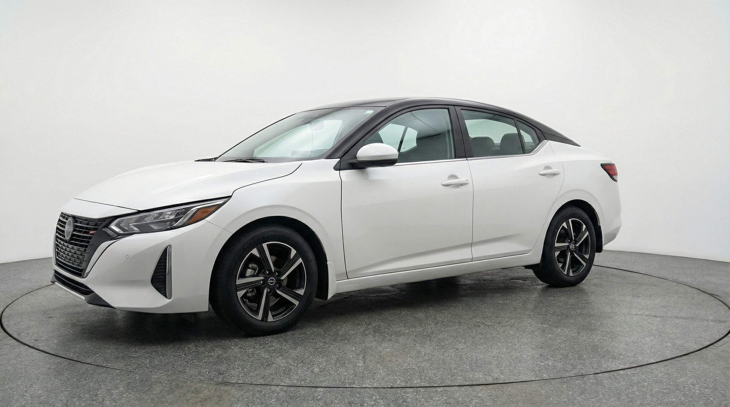 Thumbnail: 2025 Nissan Sentra - 3