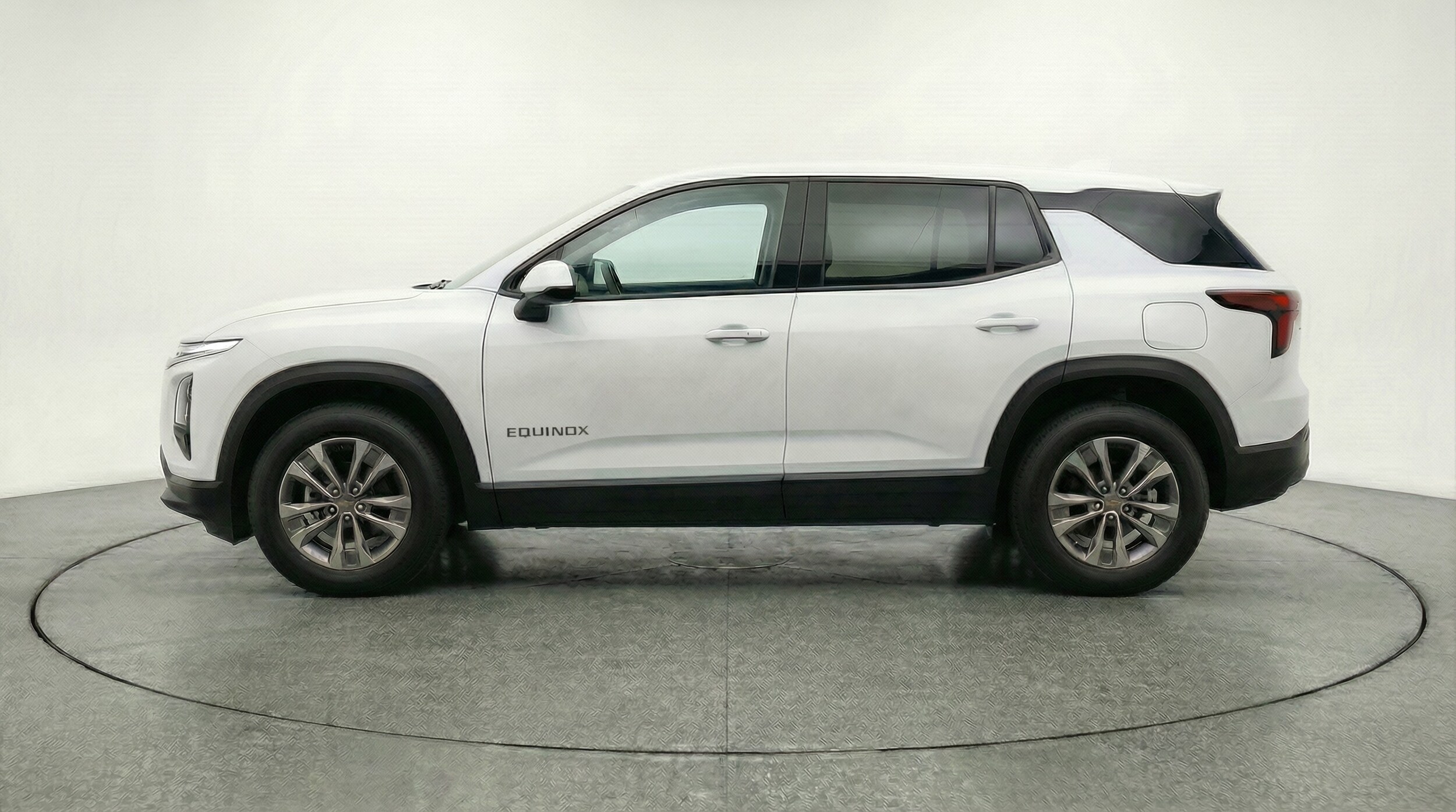 Thumbnail: 2025 Chevrolet Equinox - 4