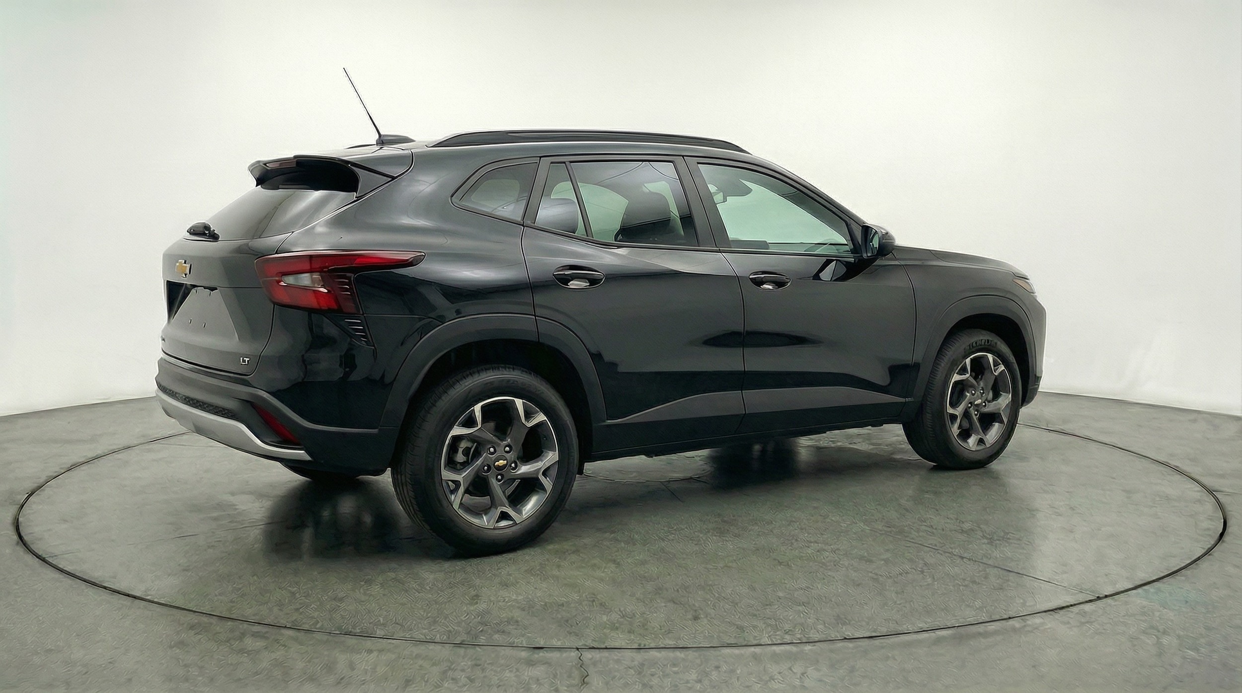 Thumbnail: 2025 Chevrolet Trax - 7