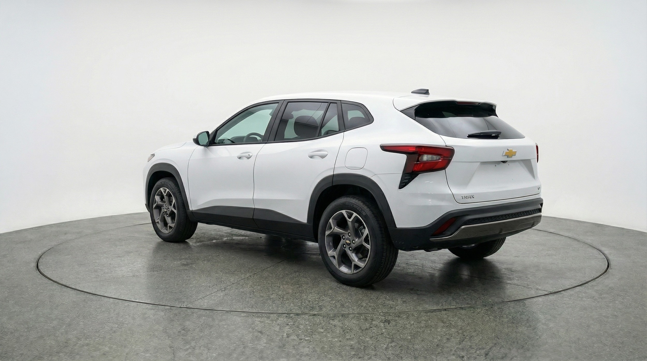 Thumbnail: 2025 Chevrolet Trax - 5