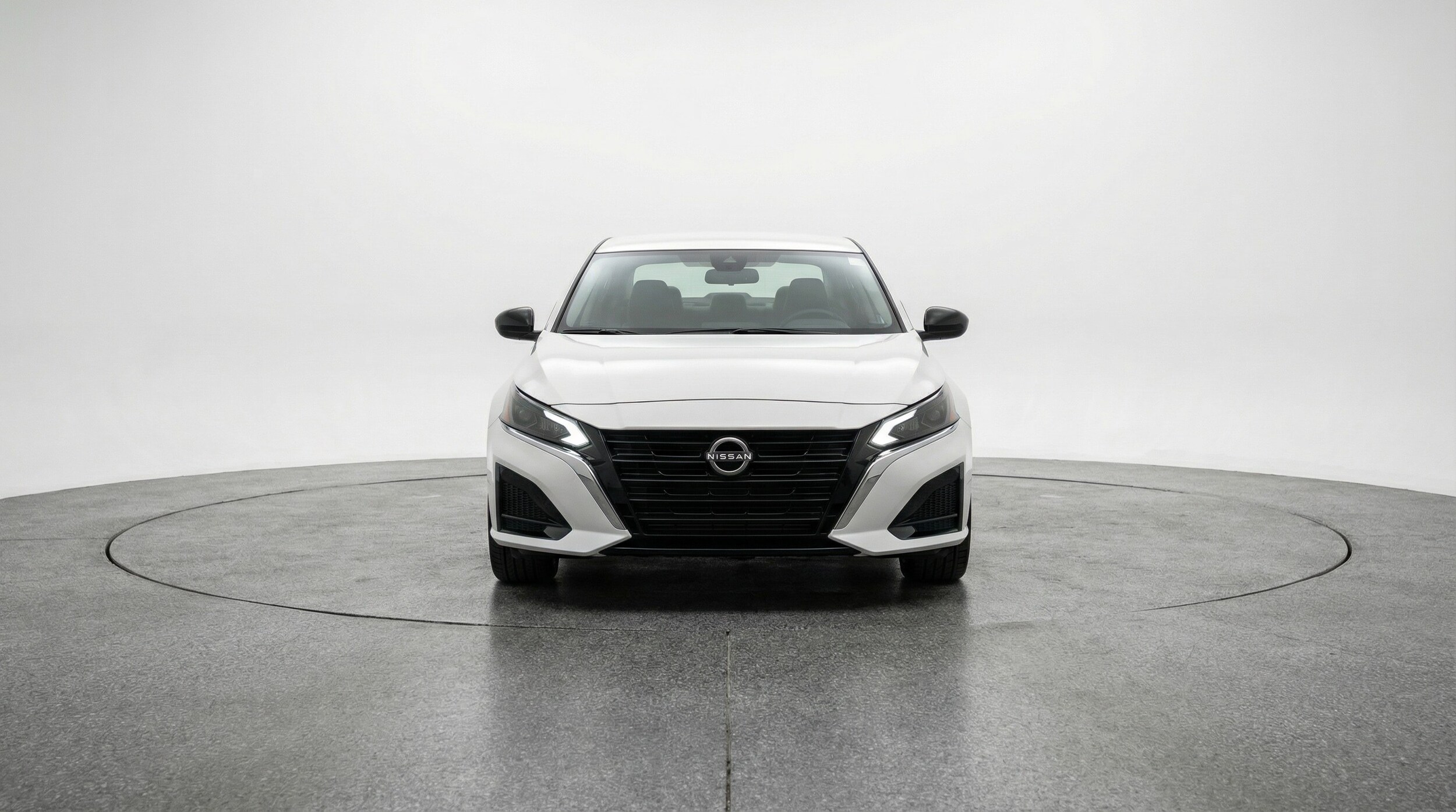 Thumbnail: 2025 Nissan Altima - 2