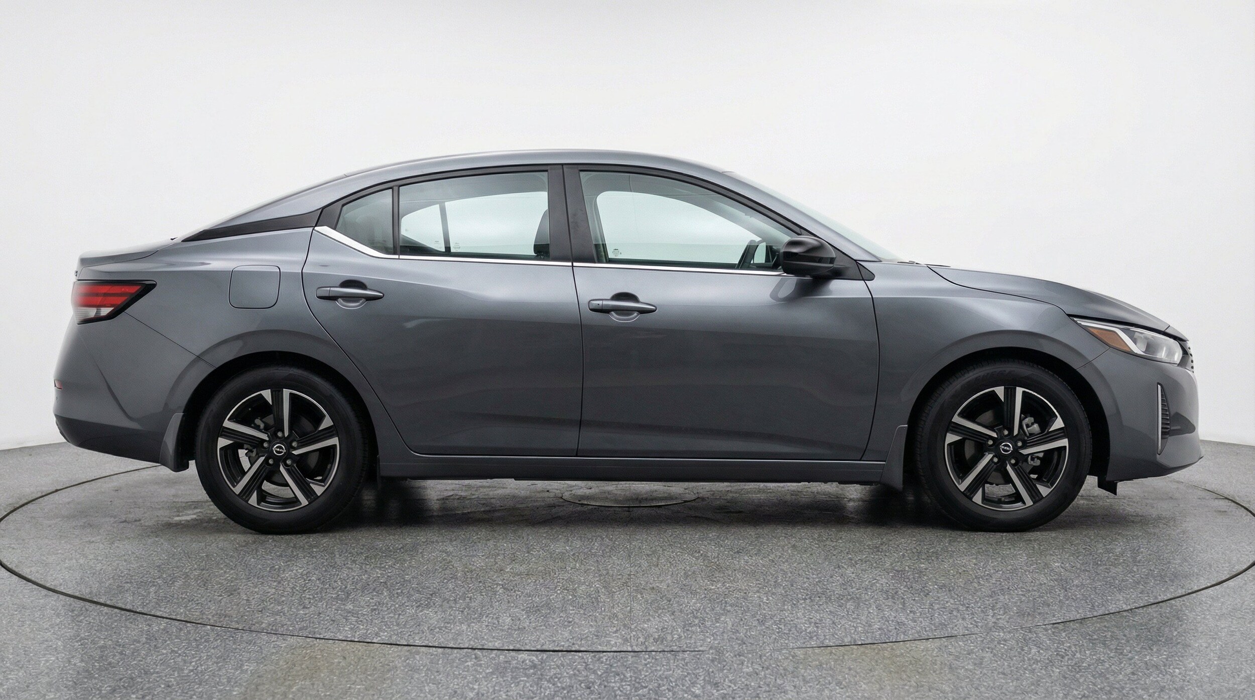 Thumbnail: 2025 Nissan Sentra - 11