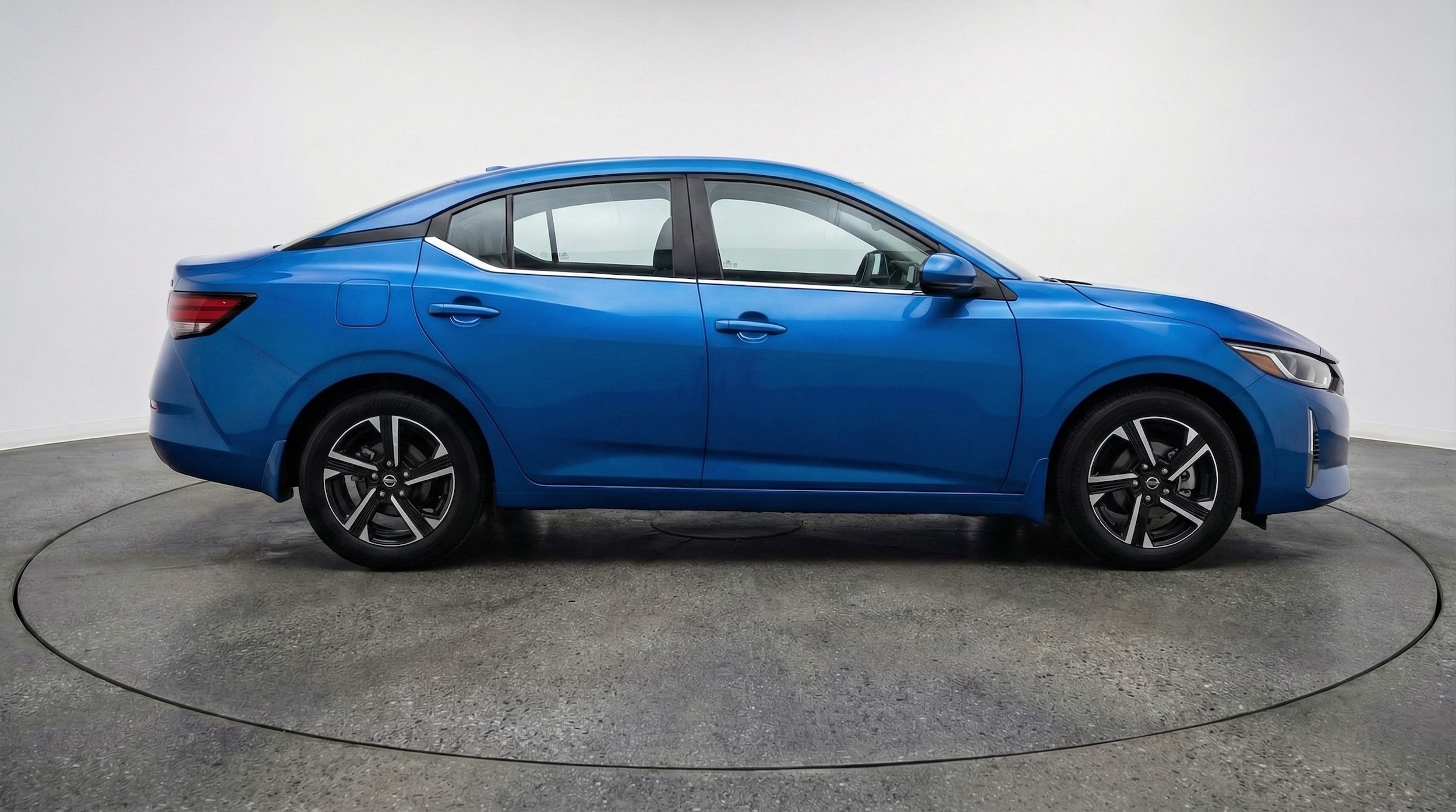 Thumbnail: 2025 Nissan Sentra - 8