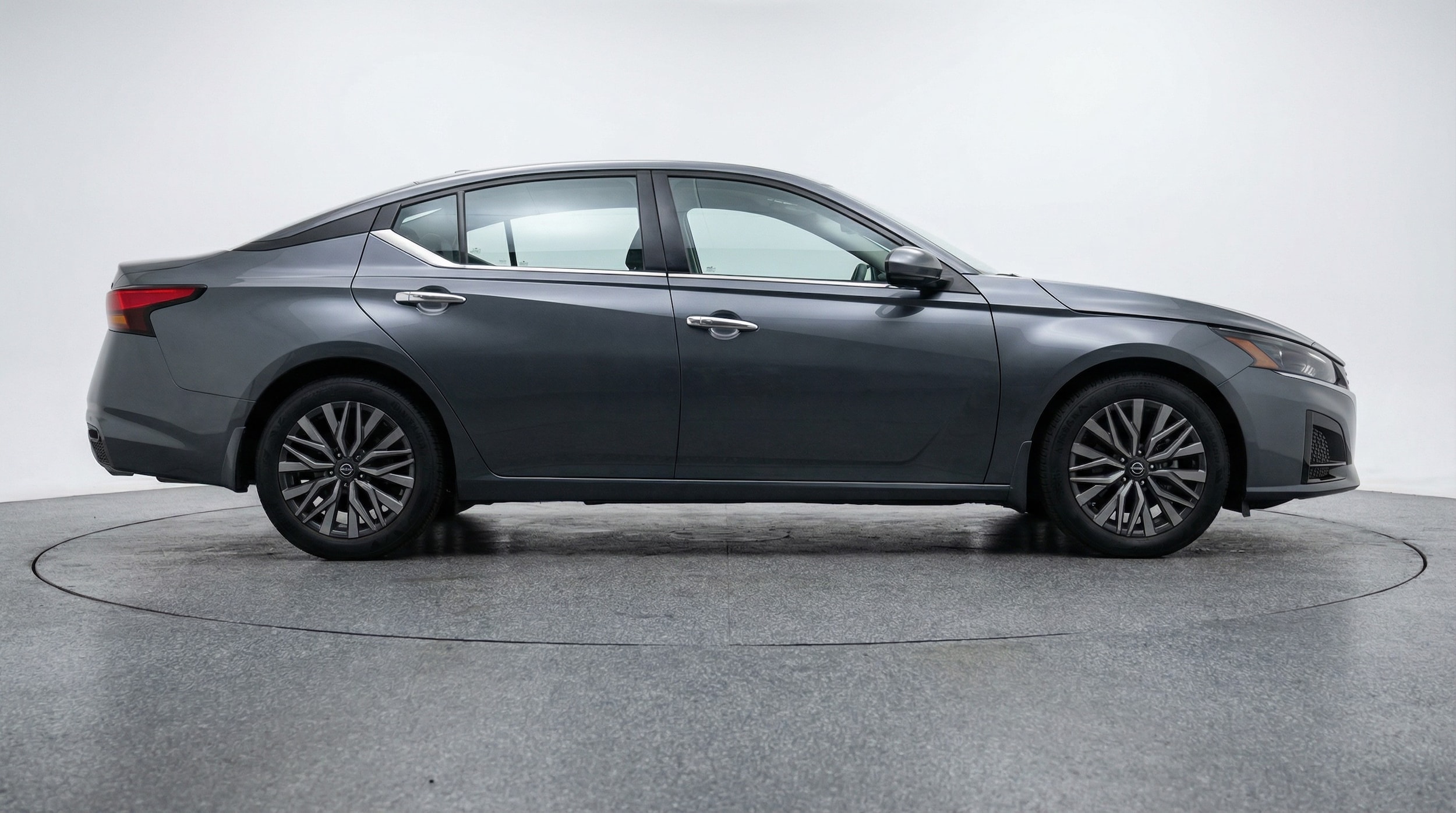 Thumbnail: 2025 Nissan Altima - 8