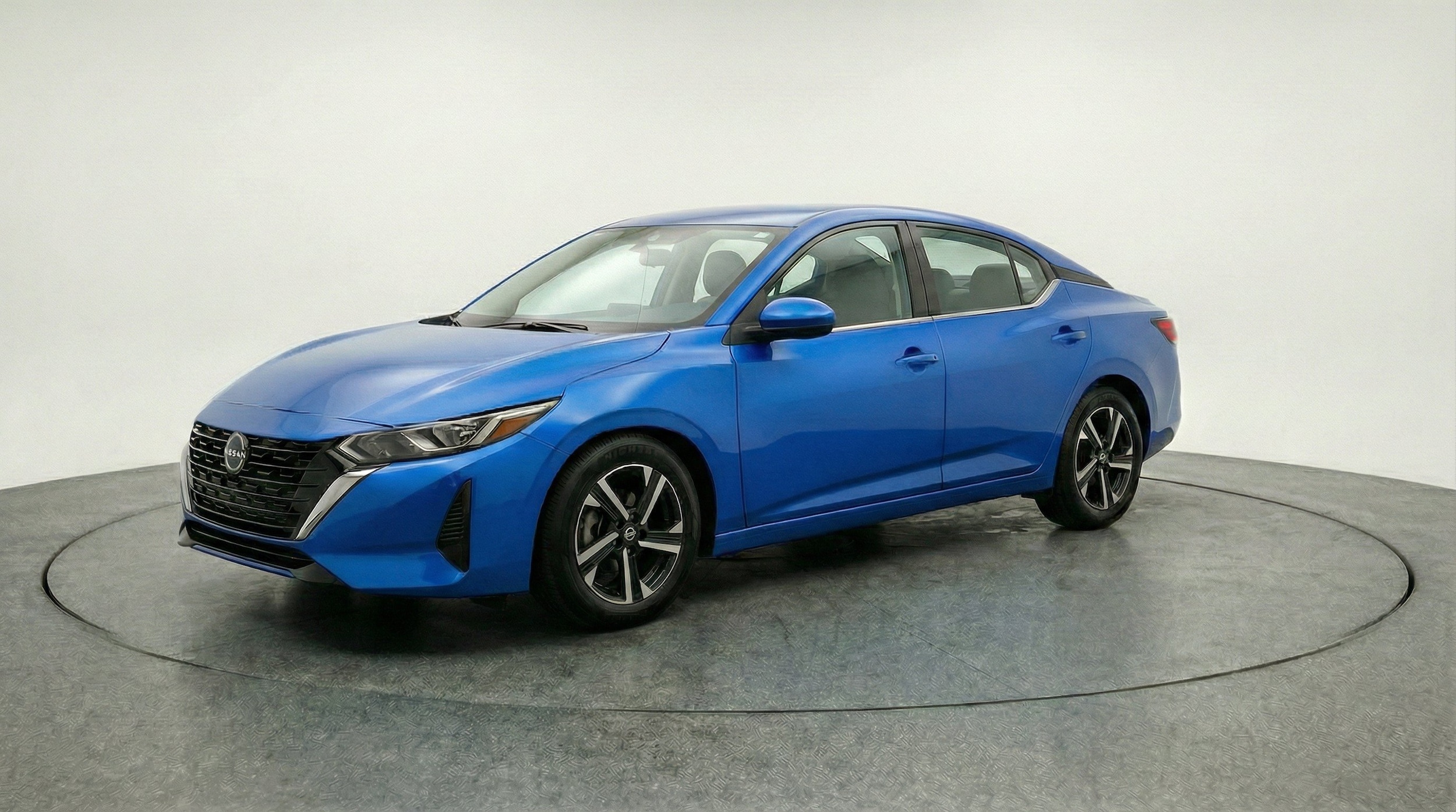 Thumbnail: 2025 Nissan Sentra - 3