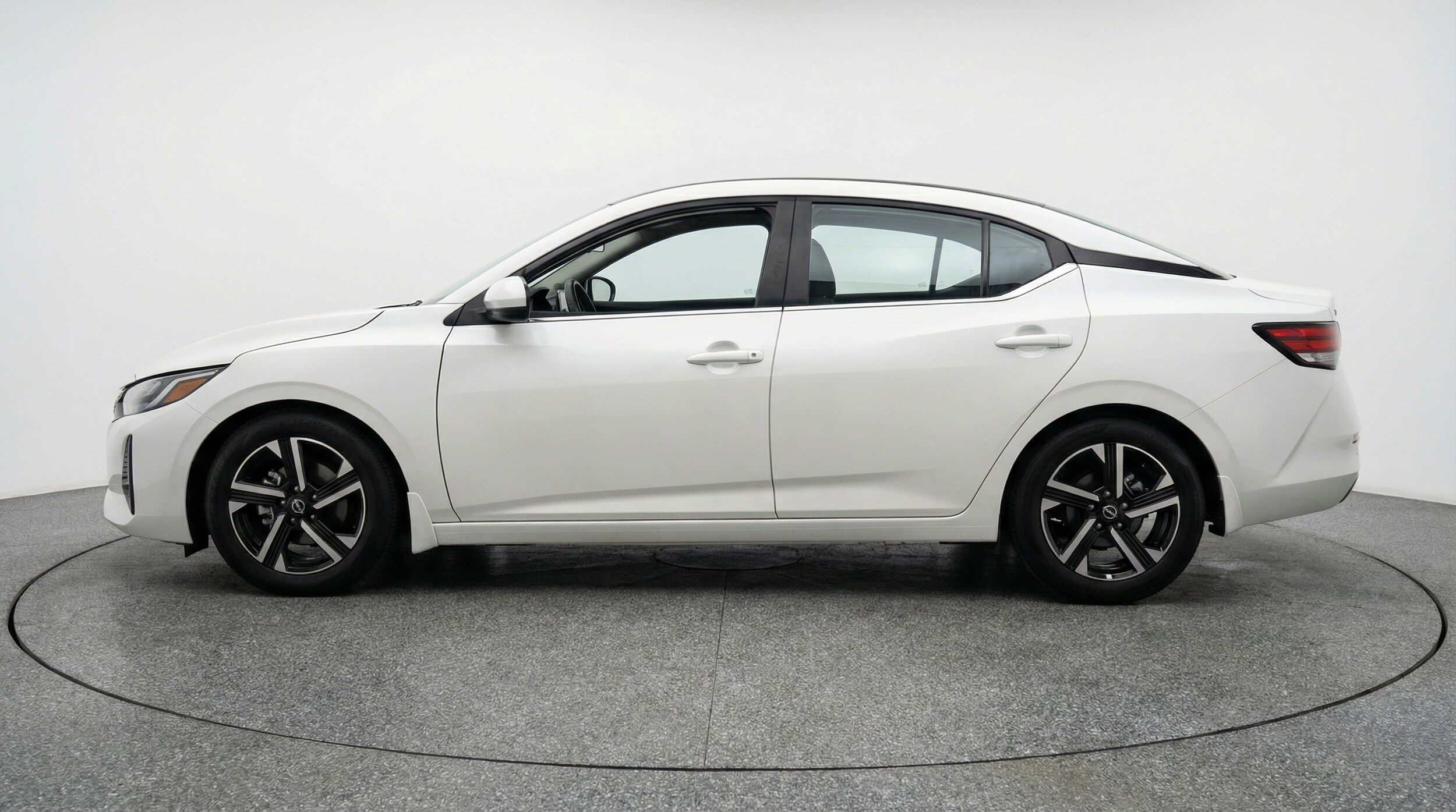 Thumbnail: 2025 Nissan Sentra - 4