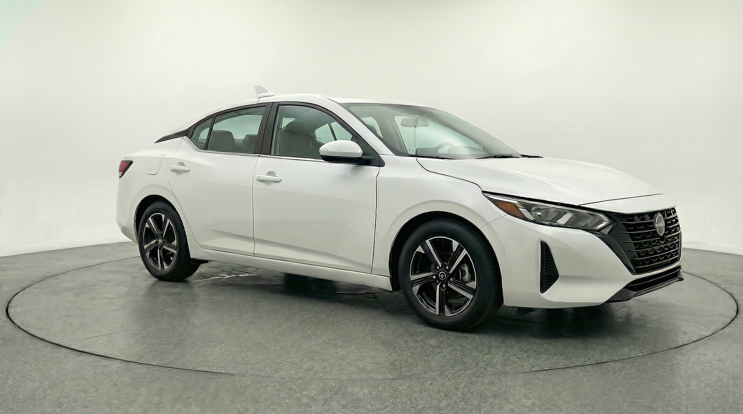 Thumbnail: 2025 Nissan Sentra - 1