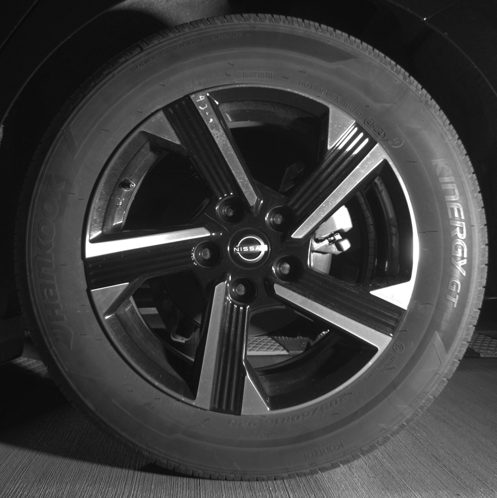 Thumbnail: 2025 Nissan Sentra - 11