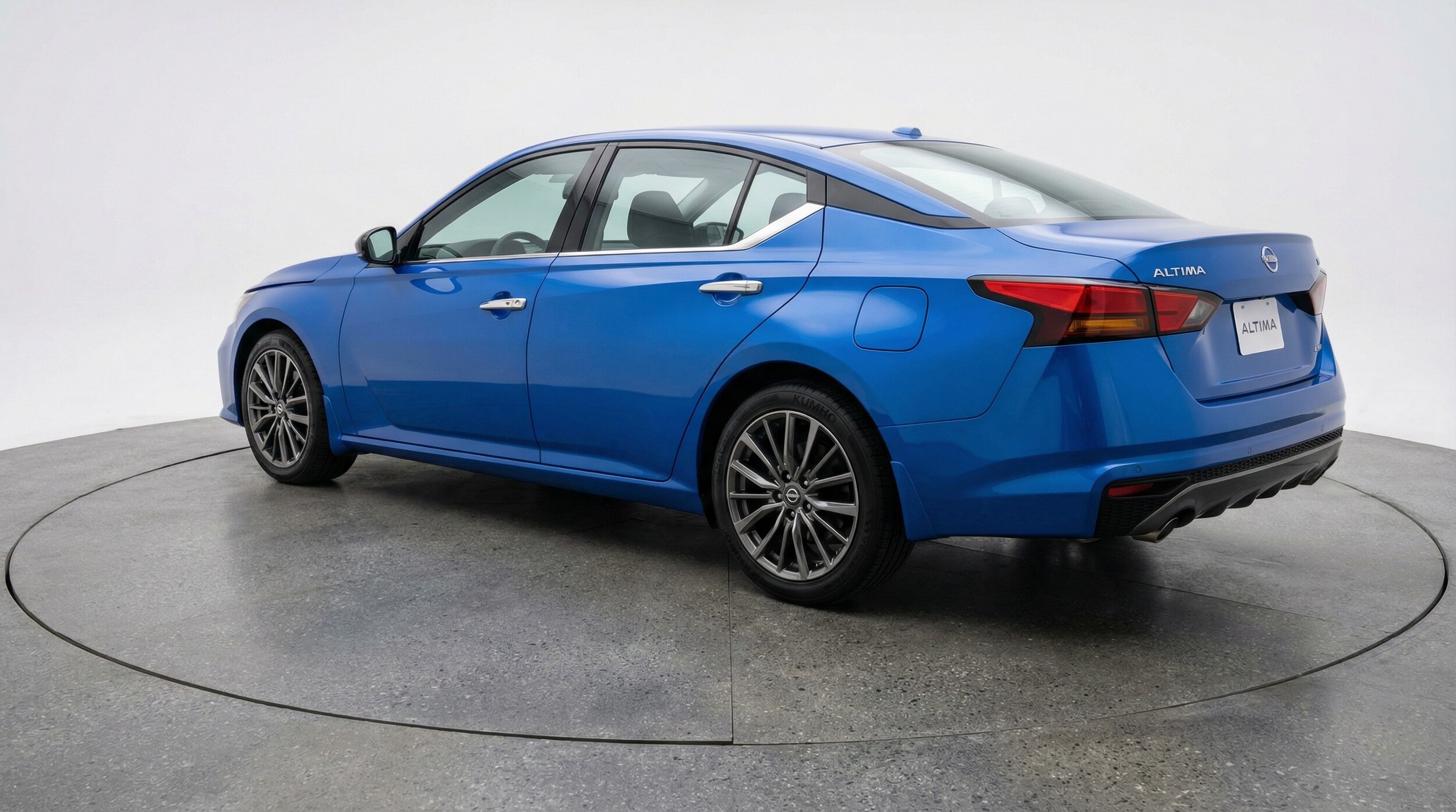 Thumbnail: 2025 Nissan Altima - 5