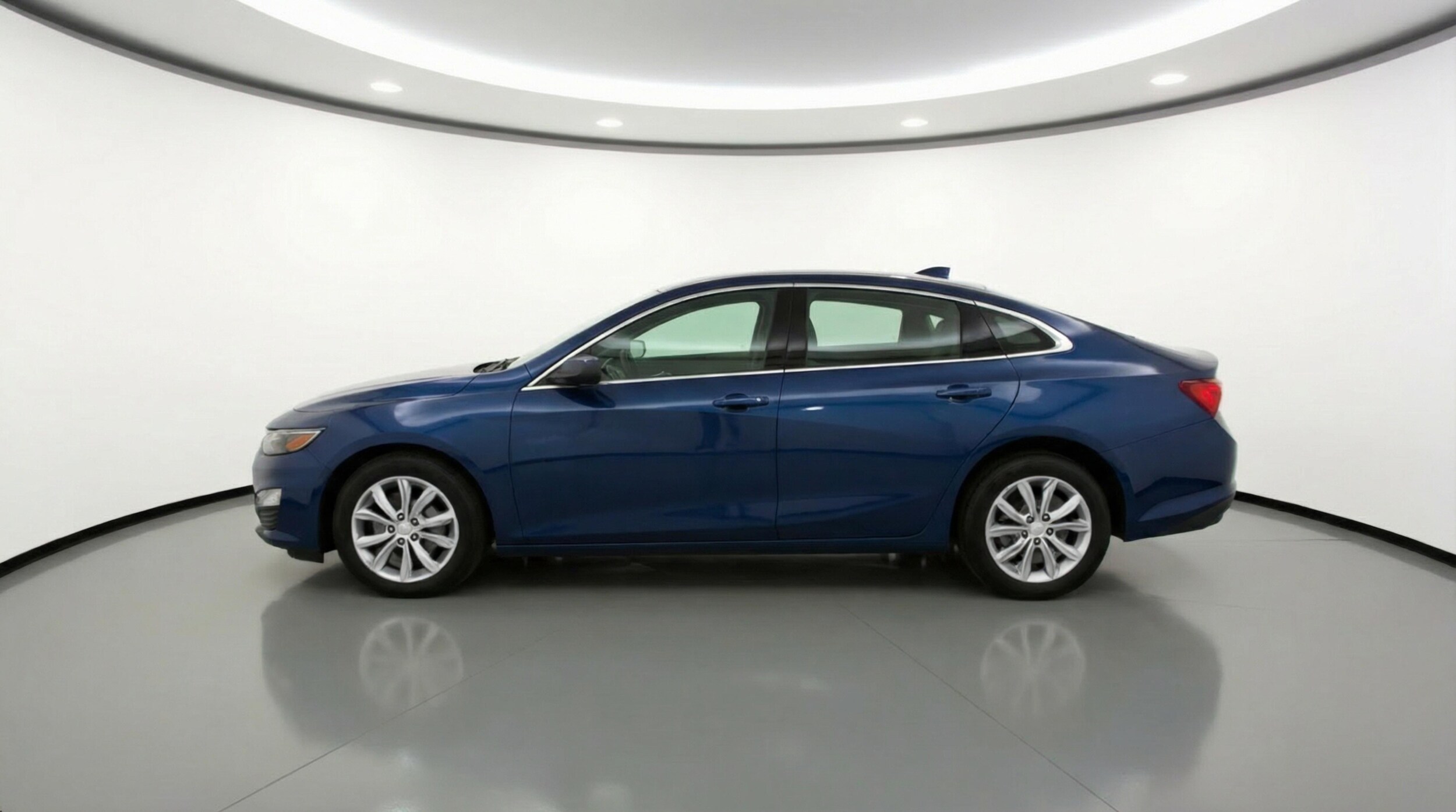 Thumbnail: 2024 Chevrolet Malibu - 4