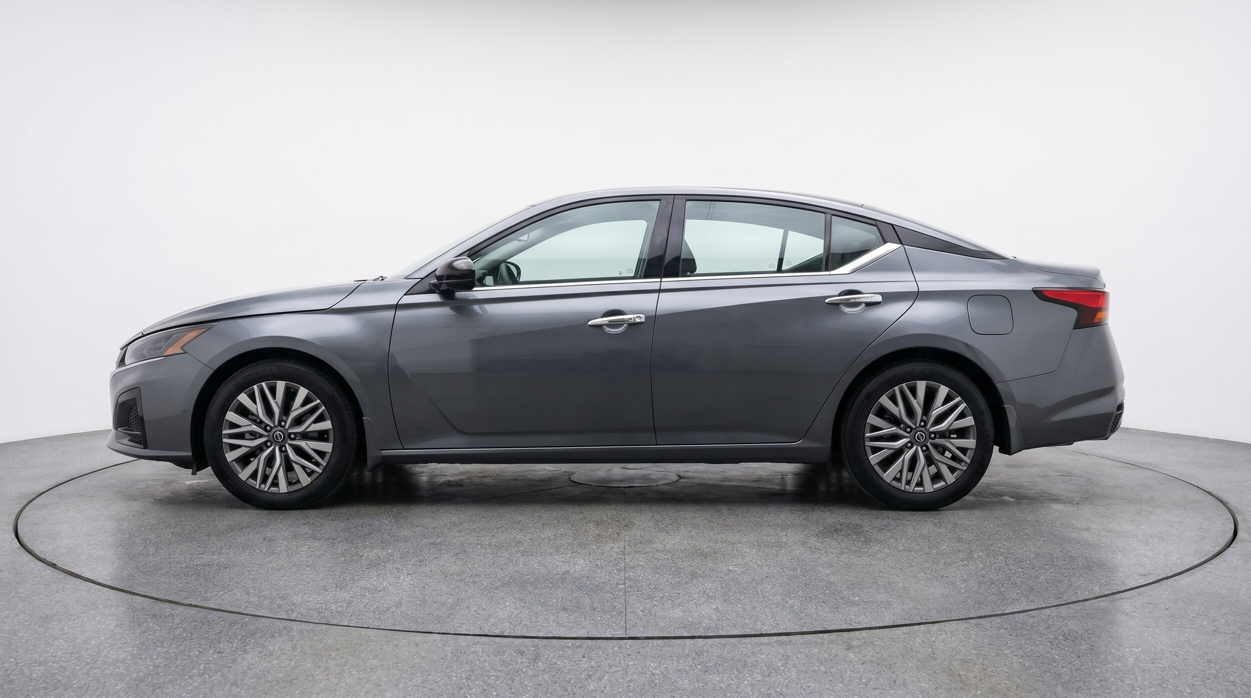Thumbnail: 2025 Nissan Altima - 4
