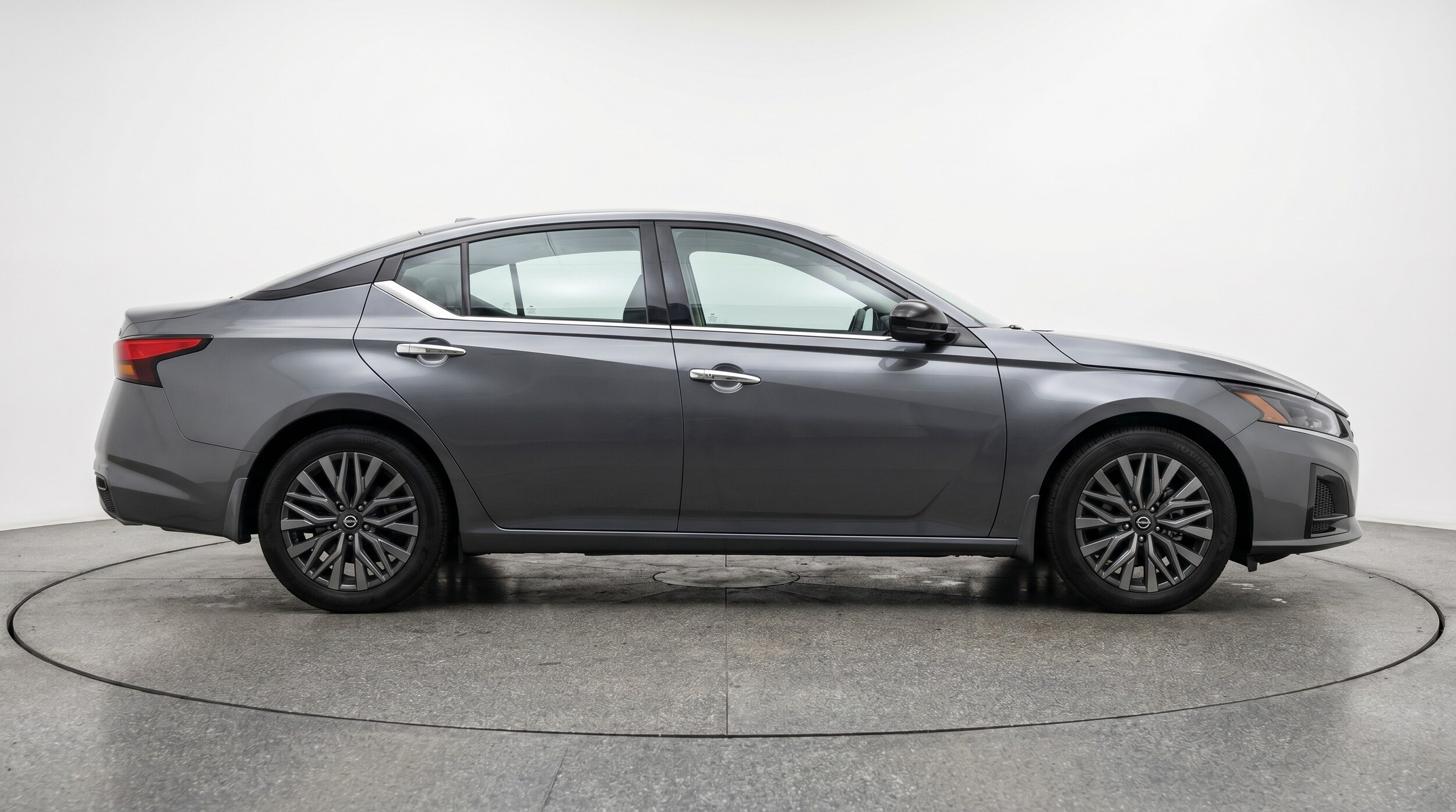 Thumbnail: 2025 Nissan Altima - 8