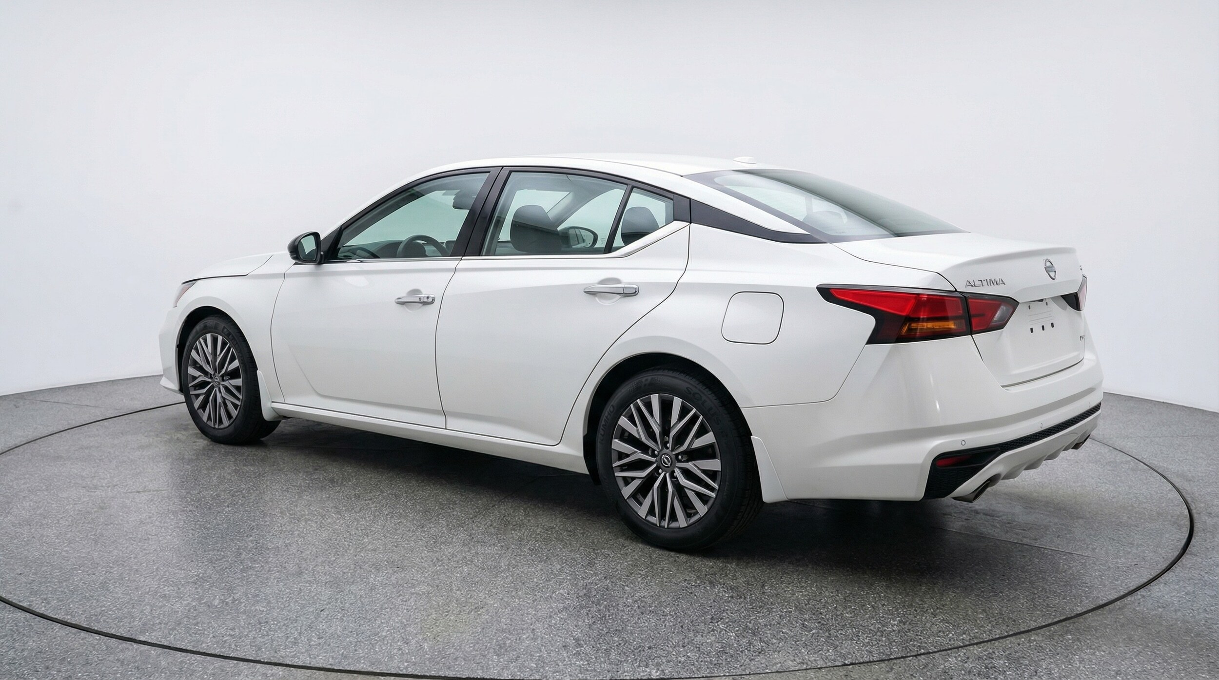 Thumbnail: 2025 Nissan Altima - 5