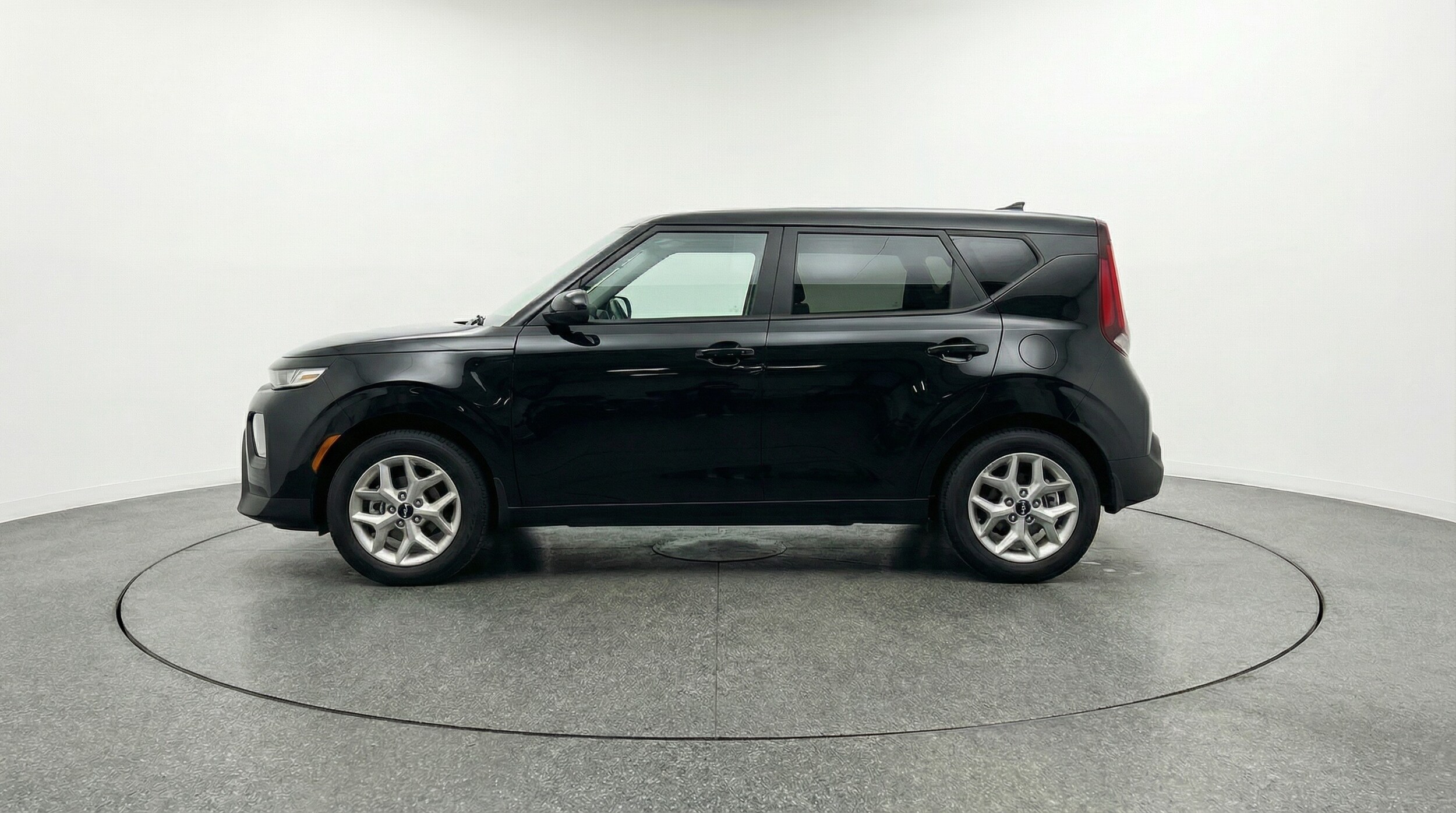 Thumbnail: 2025 Kia Soul - 4