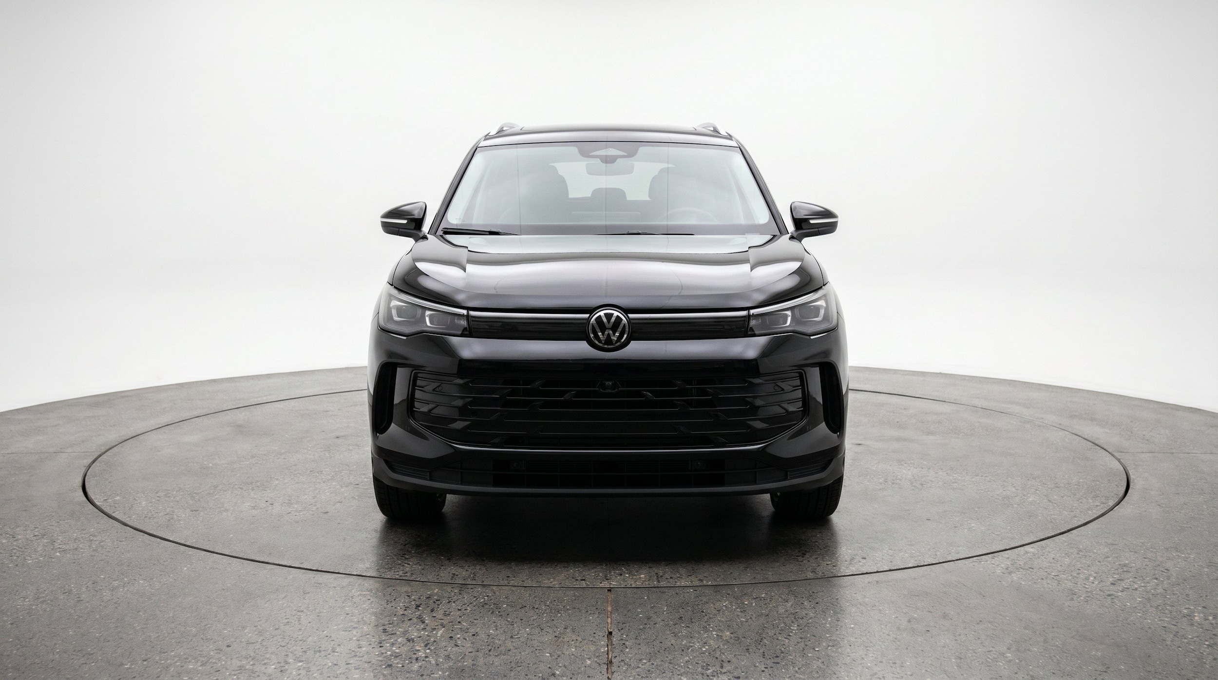 Thumbnail: 2026 Volkswagen Tiguan - 2