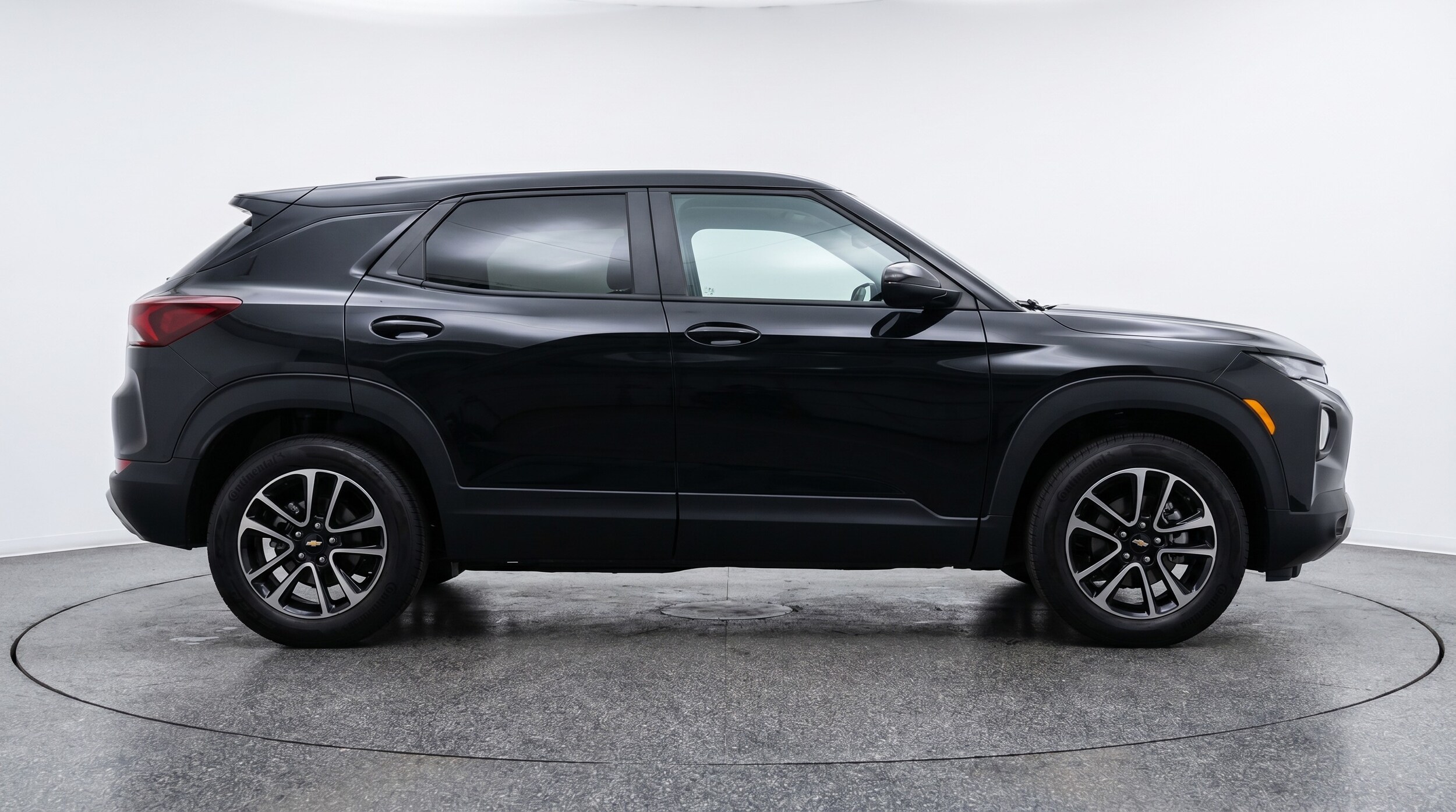 Thumbnail: 2025 Chevrolet TrailBlazer - 8