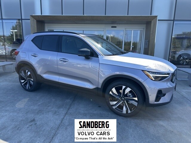 2026 Volvo XC40 B5 Ultra AWD SUV