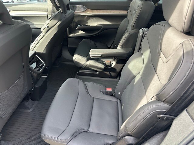 2025 Volvo EX90 Twin Motor Performance Ultra photo 2
