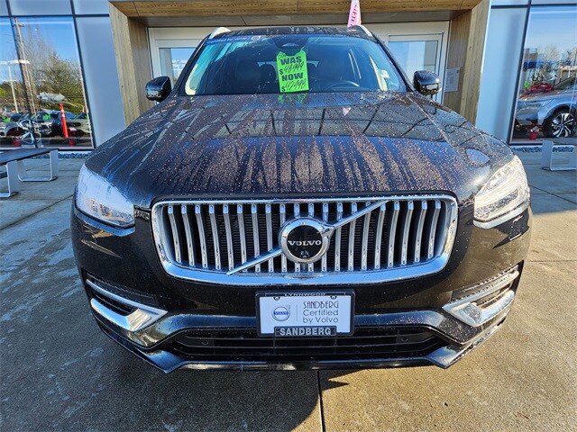 2024 Volvo XC90 B5 Plus photo 2