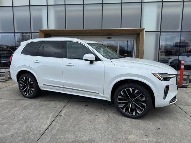 2026 Volvo XC90 B5 Plus Bright 4WD's photo