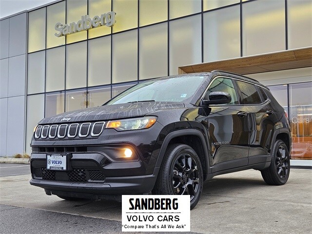 2022 Jeep Compass Latitude Lux's photo
