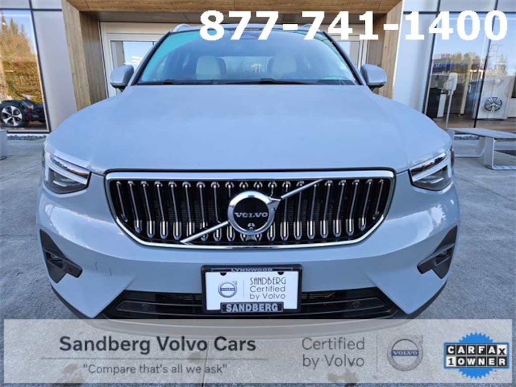 Certified 2024 Volvo XC40 B5 Plus Bright SUV