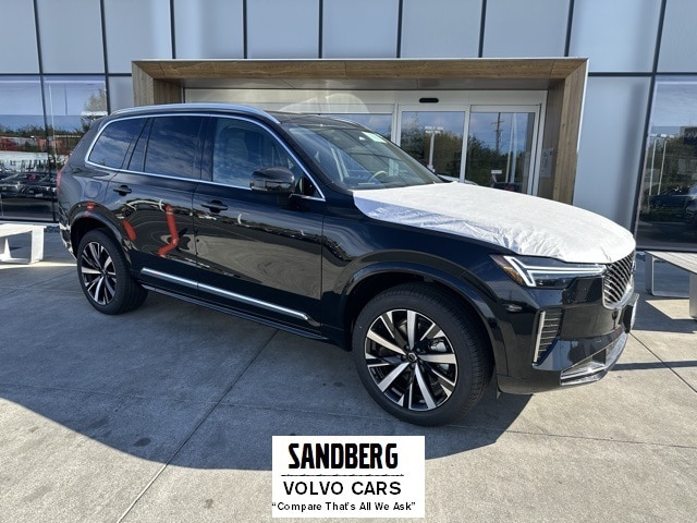 2026 Volvo XC90 Core's photo