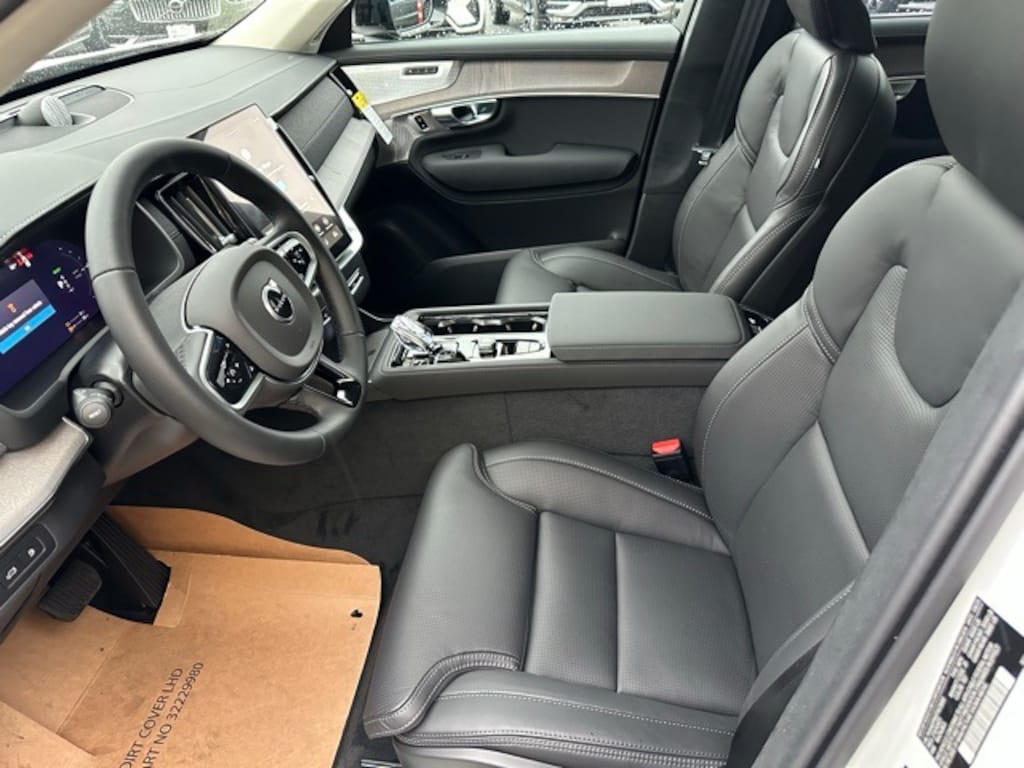 New 2026 Volvo XC90 plug-in hybrid T8 Ultra Dark Theme 7-Seater SUV