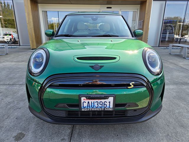 Used 2022 MINI Hardtop 2 Door SE with VIN WMW13DJ03N2R37323 for sale in Lynnwood, WA