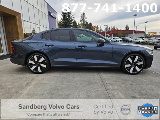 2024 Volvo S60 T8 Core photo 4