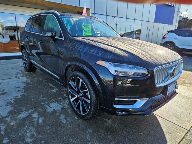 2024 Volvo XC90 B5 Plus photo 3