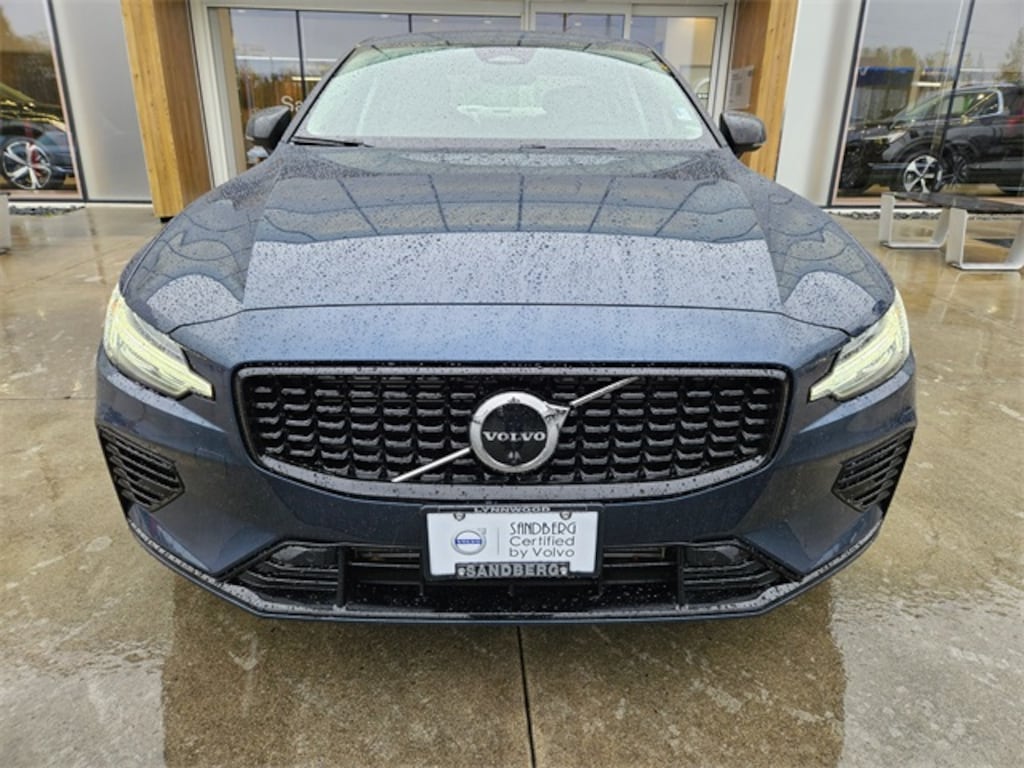 Certified 2023 Volvo S60 Recharge Plug-In Hybrid Plus Dark Sedan