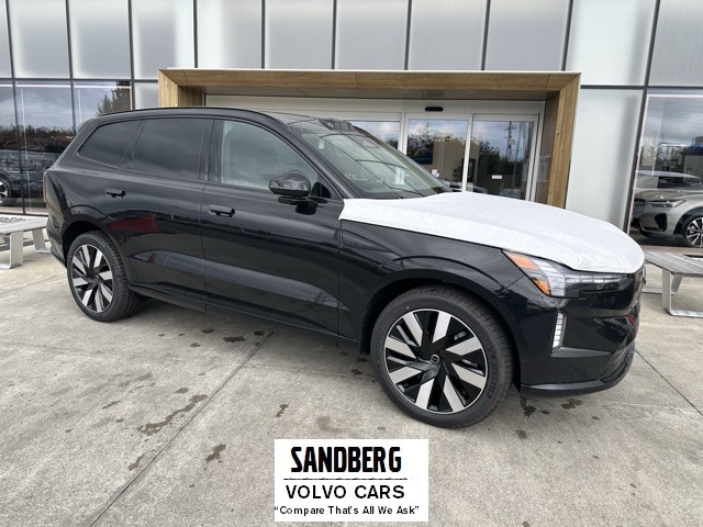 2025 Volvo EX90 Plus's photo