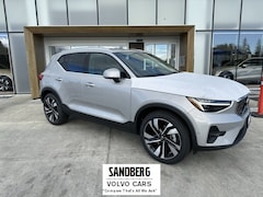 2025 Volvo XC40 B5 Ultra Bright Theme AWD SUV