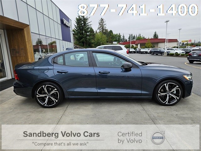 2023 Volvo S60 B5 AWD Plus photo 4
