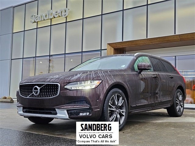 2017 Volvo V90 Cross Country Base's photo