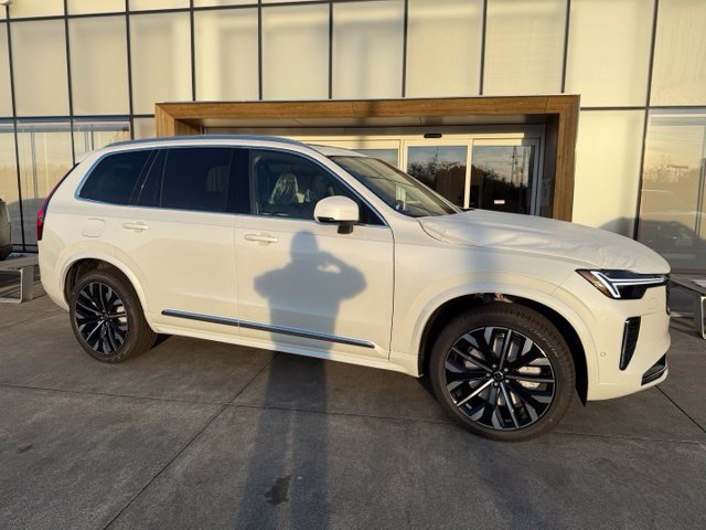 2027 Volvo XC90 plug-in hybrid T8 Plus 7-Seater AWD SUV