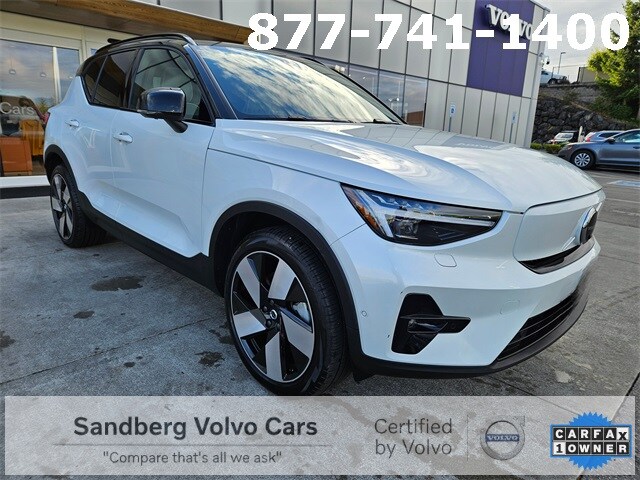 2023 Volvo XC40 Ultimate photo 3