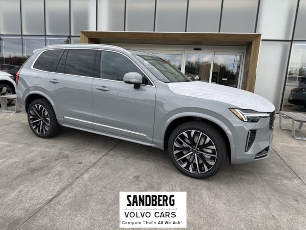 New 2026 Volvo XC90 plug-in hybrid T8 Plus 7-Seater SUV