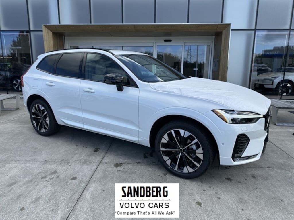 New 2026 Volvo XC60 B5 Plus SUV