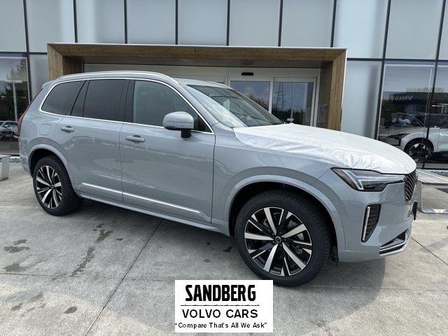 2026 Volvo XC90 Core's photo