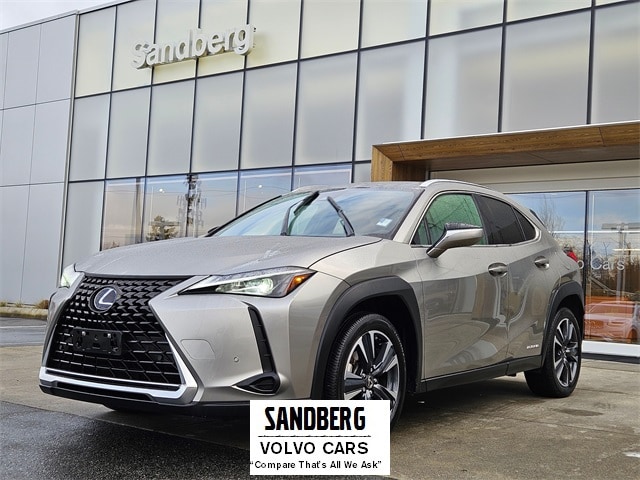 2022 Lexus UX Hybrid 250h's photo