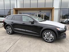 2026 Volvo V60 Cross Country B5 Plus AWD Wagon