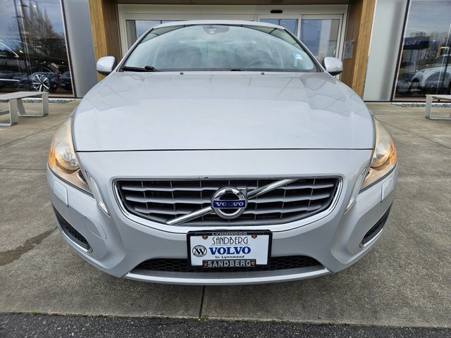 Used 2012 Volvo S60 T5 with VIN YV1622FS7C2050180 for sale in Lynnwood, WA