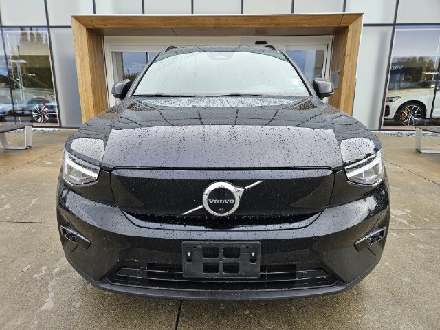 Used 2023 Volvo XC40 Plus with VIN YV4ED3UL9P2002017 for sale in Lynnwood, WA
