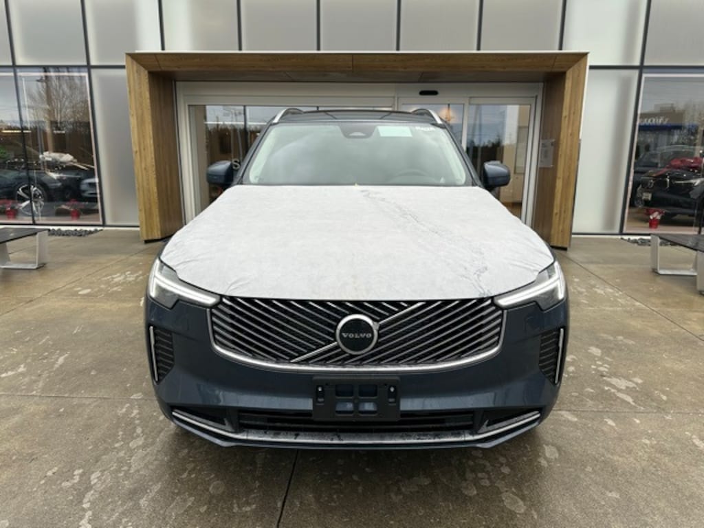 New 2026 Volvo XC90 B6 Plus 7-Seater SUV