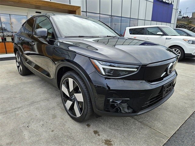 2023 Volvo C40 Recharge Ultimate photo 2