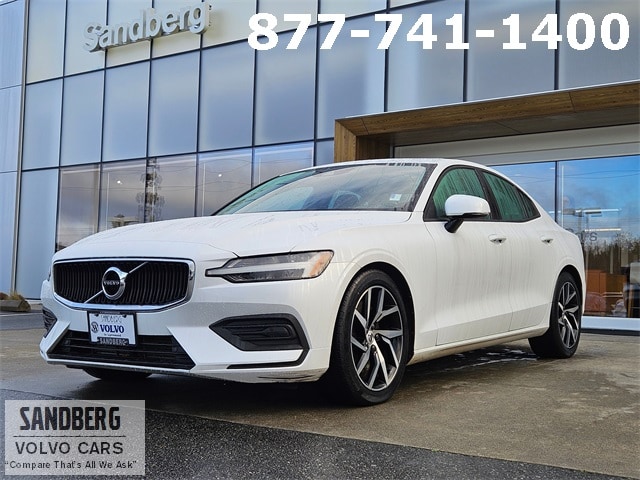2019 Volvo S60 Momentum's photo