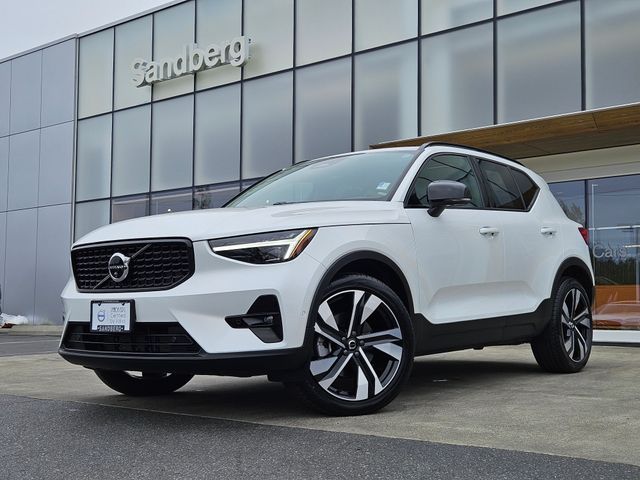 2024 Volvo XC40 Ultimate